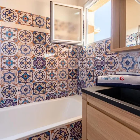 Le Lagon Bleu-9 By Interhome * Fréjus