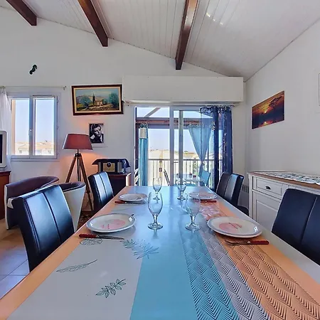 Appartement Le Lagon Bleu-9 By Interhome Fréjus
