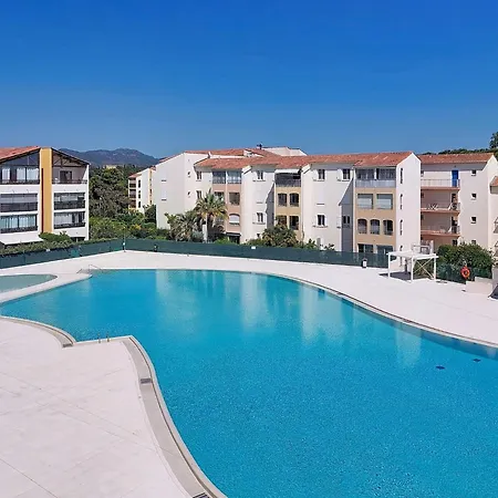 Le Lagon Bleu-9 By Interhome شقة *