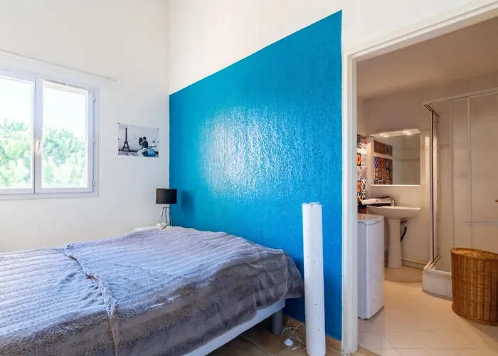 Le Lagon Bleu-9 By Interhome *