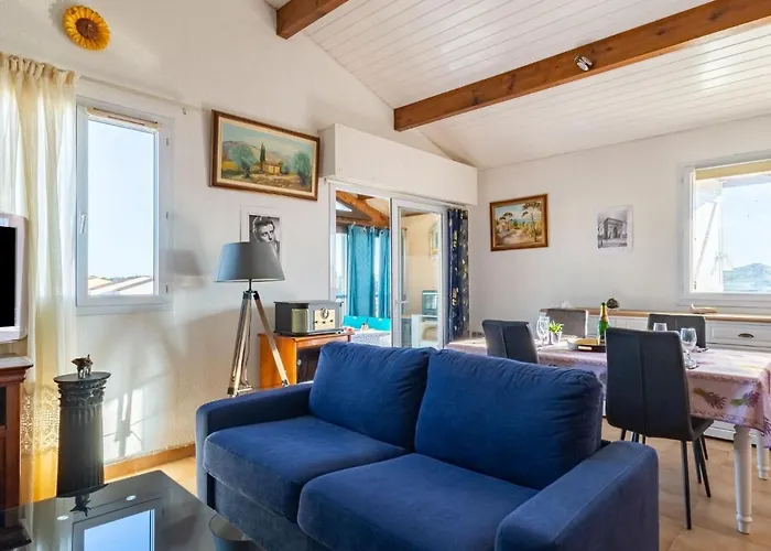 Le Lagon Bleu-9 By Interhome * Fréjus