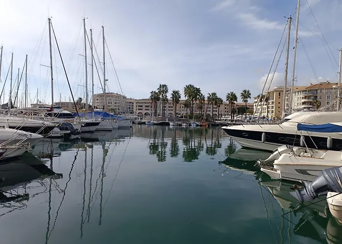 Le Lagon Bleu-9 By Interhome * Fréjus
